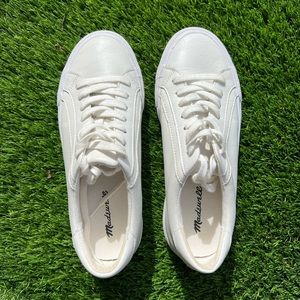 Madewell Sidewalk Sneakers. White. Size 6.5.